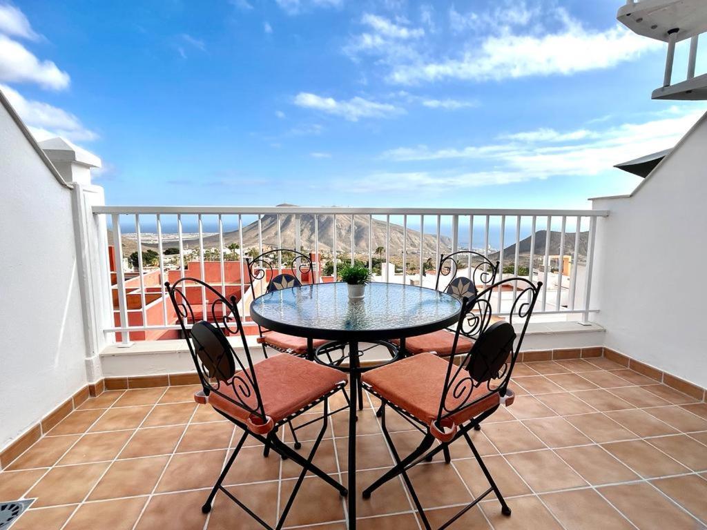 Great View Over The Ocean In Apartment Bianca With Wifi And Pool Chayofa Luaran gambar